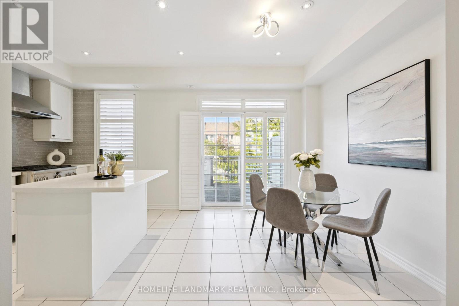 56 Donald Buttress Boulevard W, Markham, Ontario  L6C 0P1 - Photo 20 - N12555244