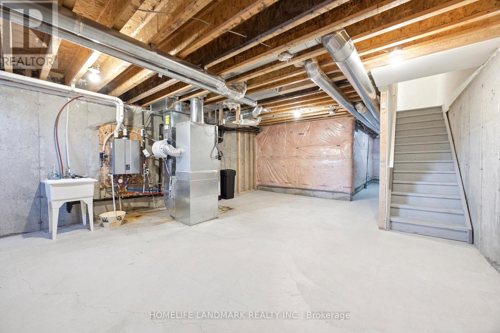 56 Donald Buttress Boulevard W, Markham, Ontario  L6C 0P1 - Photo 48 - N12555244