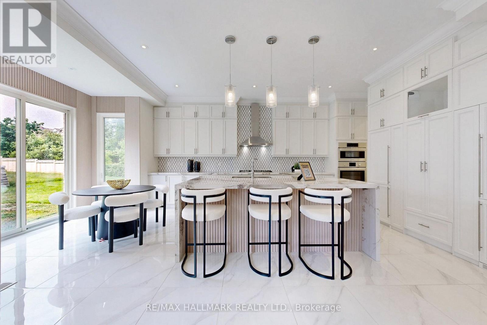 51a Puccini Drive, Richmond Hill, Ontario  L4E 2Y6 - Photo 13 - N12555270