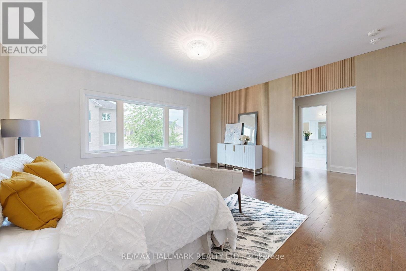 51a Puccini Drive, Richmond Hill, Ontario  L4E 2Y6 - Photo 29 - N12555270