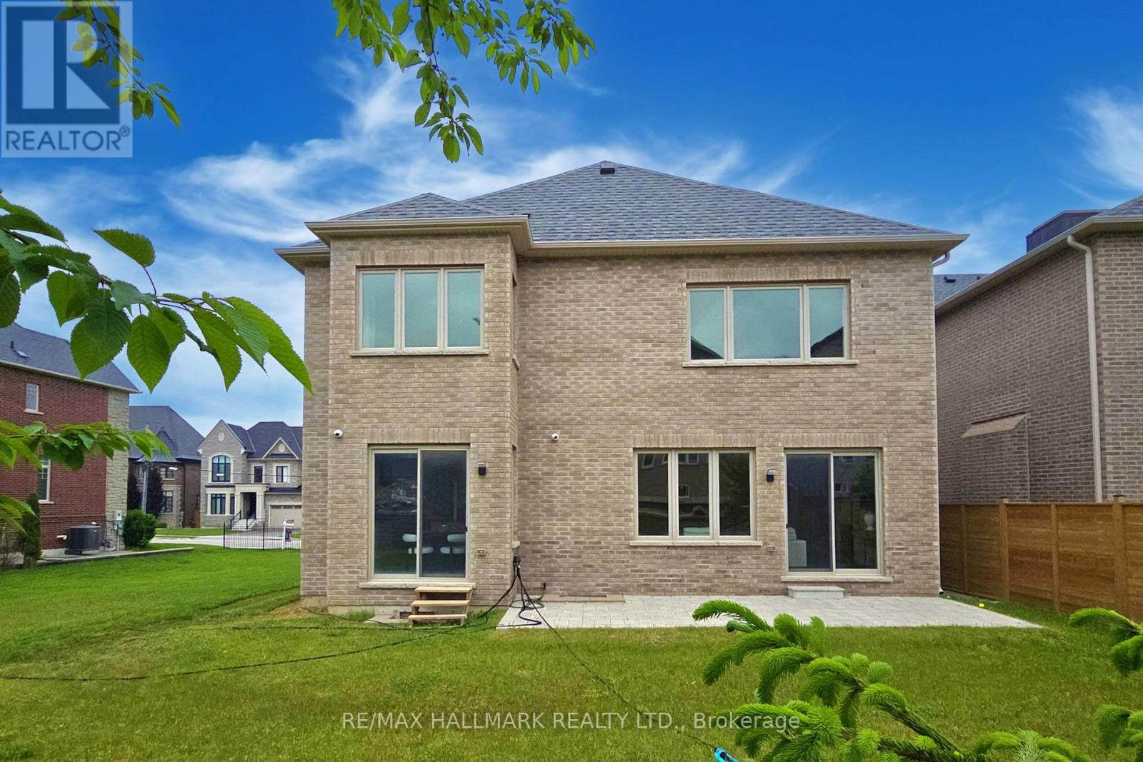 51a Puccini Drive, Richmond Hill, Ontario  L4E 2Y6 - Photo 49 - N12555270