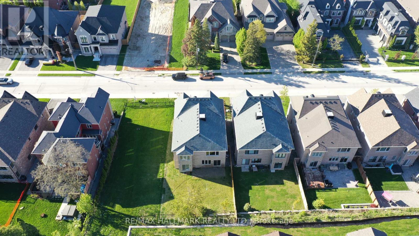 51a Puccini Drive, Richmond Hill, Ontario  L4E 2Y6 - Photo 50 - N12555270