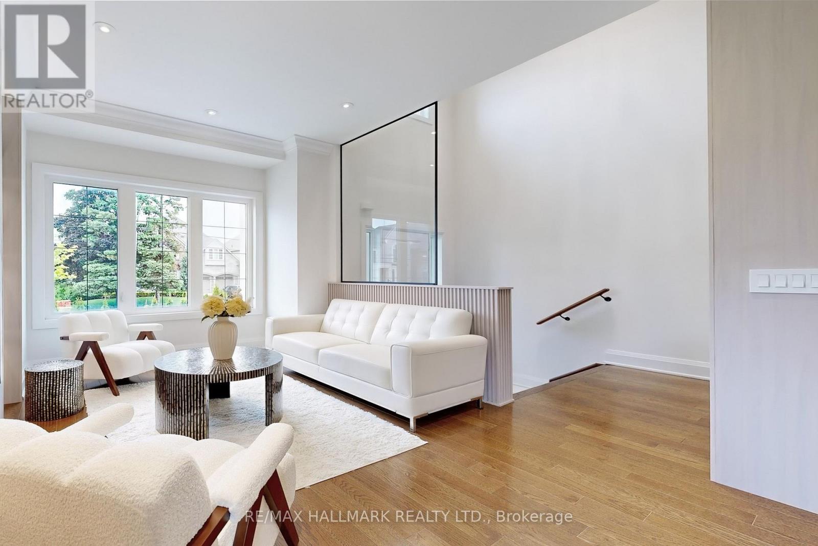 51a Puccini Drive, Richmond Hill, Ontario  L4E 2Y6 - Photo 6 - N12555270