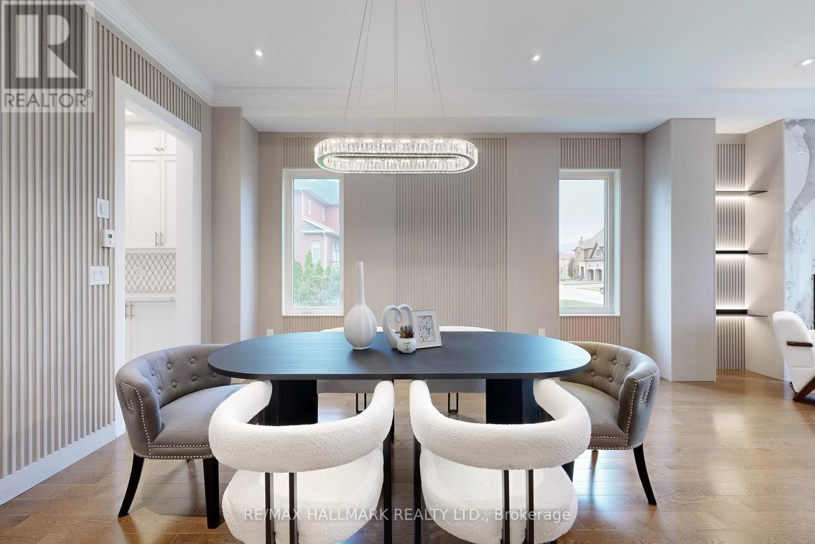 51a Puccini Drive, Richmond Hill, Ontario  L4E 2Y6 - Photo 9 - N12555270