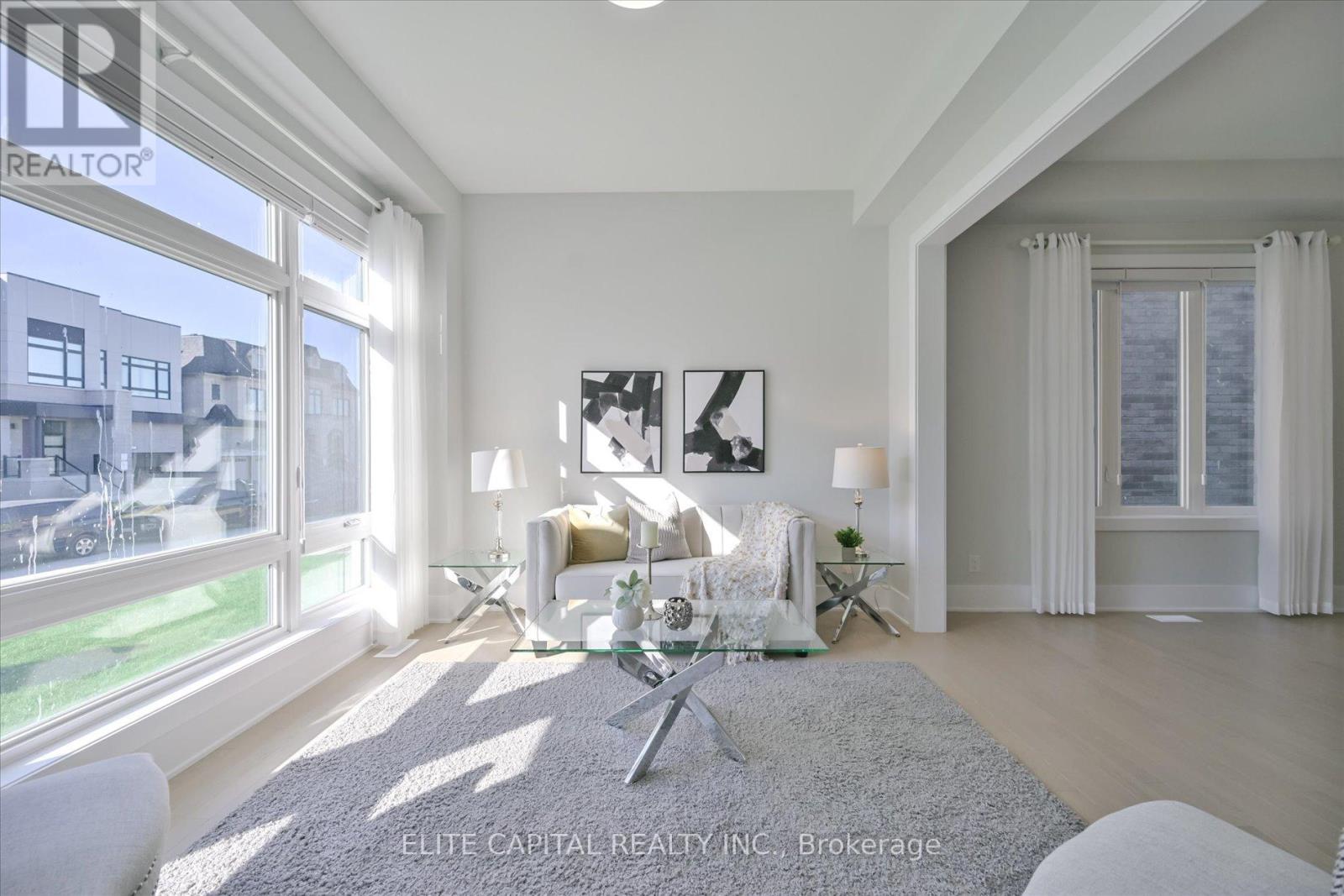 45 Godfrey Willis Drive, Markham, Ontario  L6C 3N2 - Photo 10 - N12555276