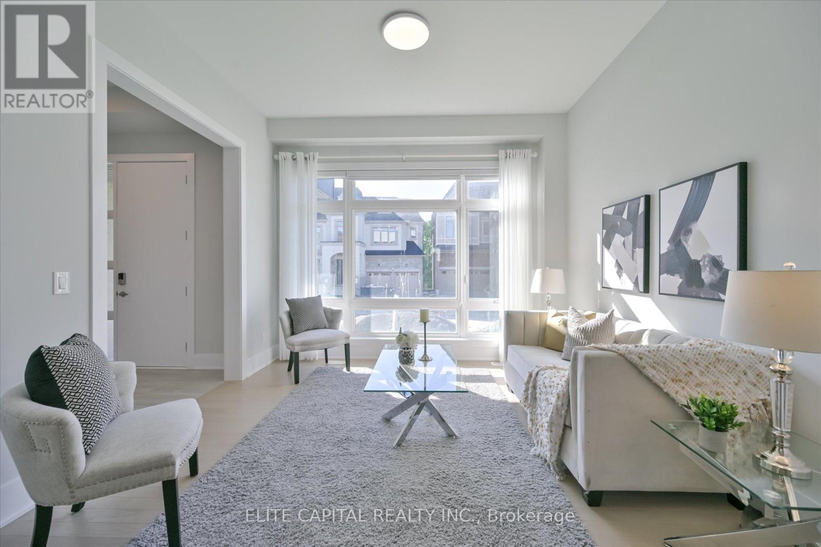 45 Godfrey Willis Drive, Markham, Ontario  L6C 3N2 - Photo 11 - N12555276