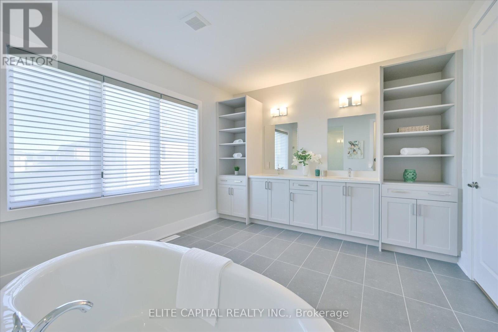 45 Godfrey Willis Drive, Markham, Ontario  L6C 3N2 - Photo 29 - N12555276