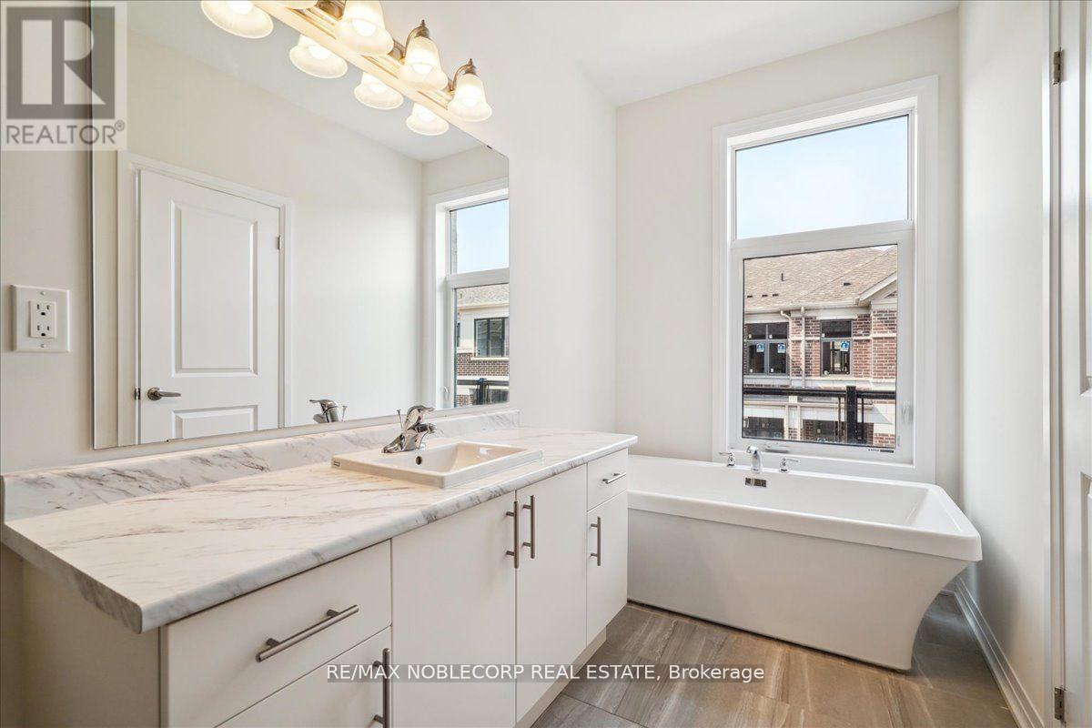 16 Tay Lane, Richmond Hill, Ontario  L4S 1N7 - Photo 19 - N12555340