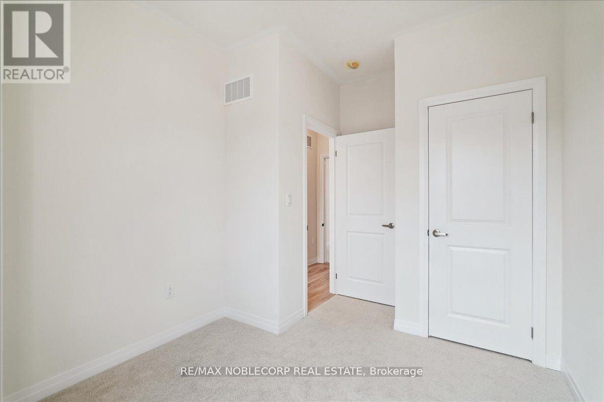 16 Tay Lane, Richmond Hill, Ontario  L4S 1N7 - Photo 20 - N12555340