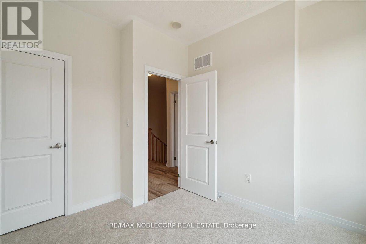 16 Tay Lane, Richmond Hill, Ontario  L4S 1N7 - Photo 22 - N12555340