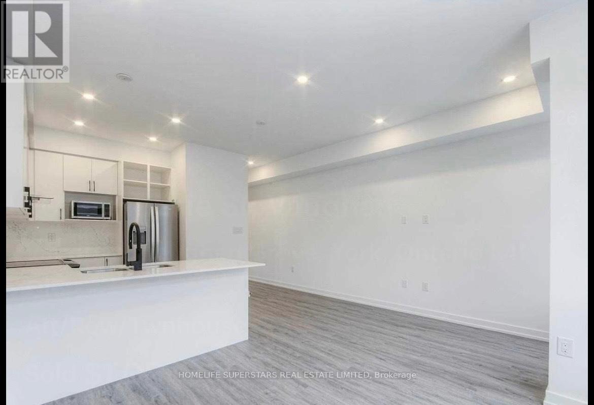 70 Dalhousie Street, Vaughan, Ontario  L4L 0L6 - Photo 5 - N12555348