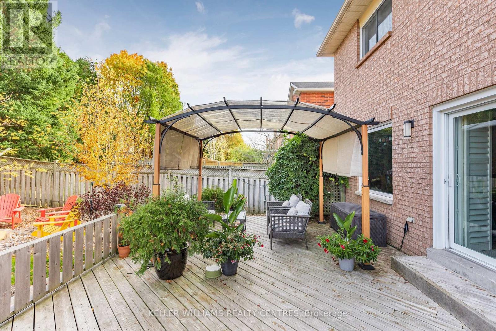 84 Loraview Lane, Aurora, Ontario  L4G 6N5 - Photo 45 - N12555388