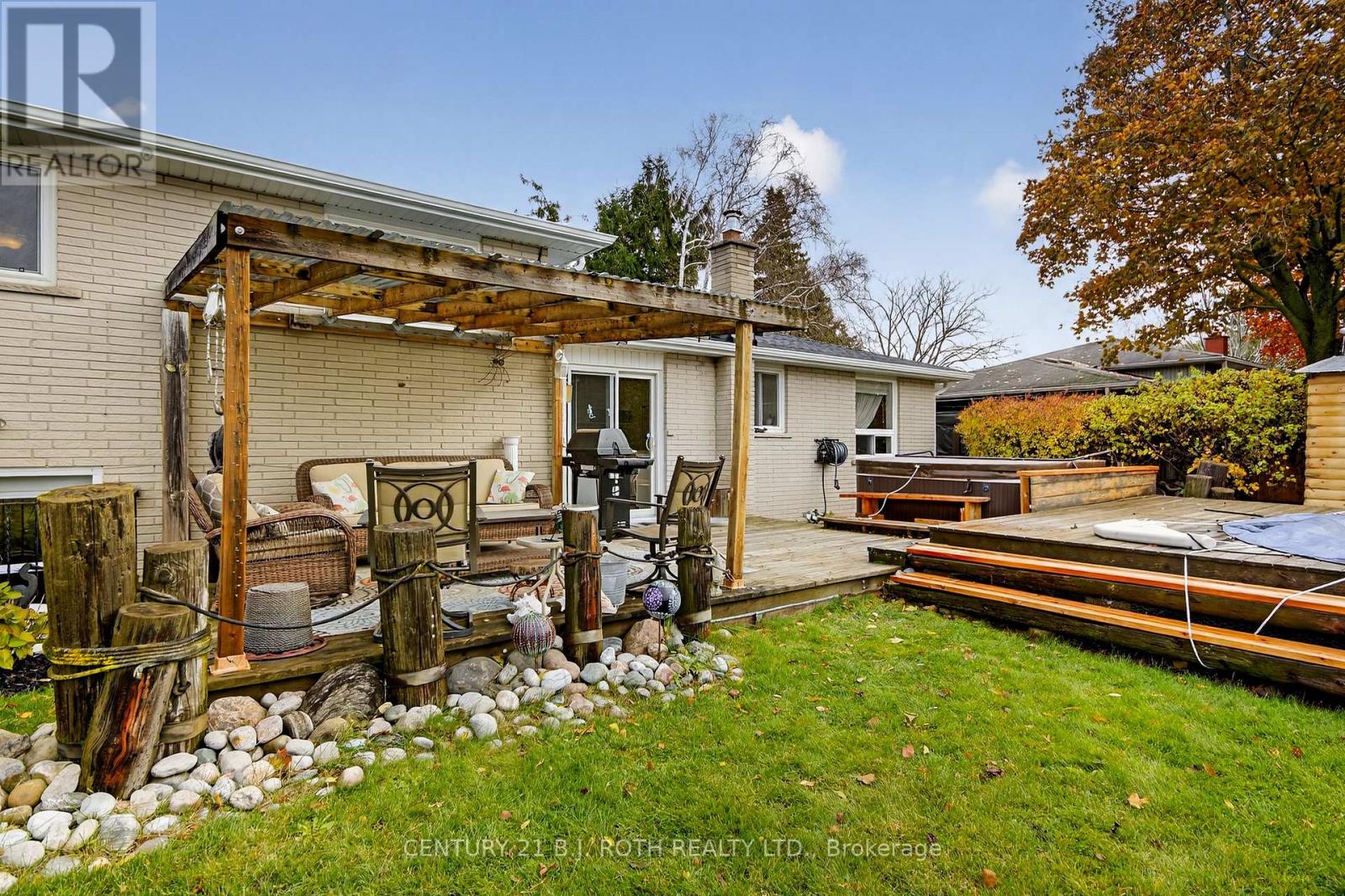 212 Church Street, Bradford West Gwillimbury, Ontario  L3Z 1R2 - Photo 47 - N12555404