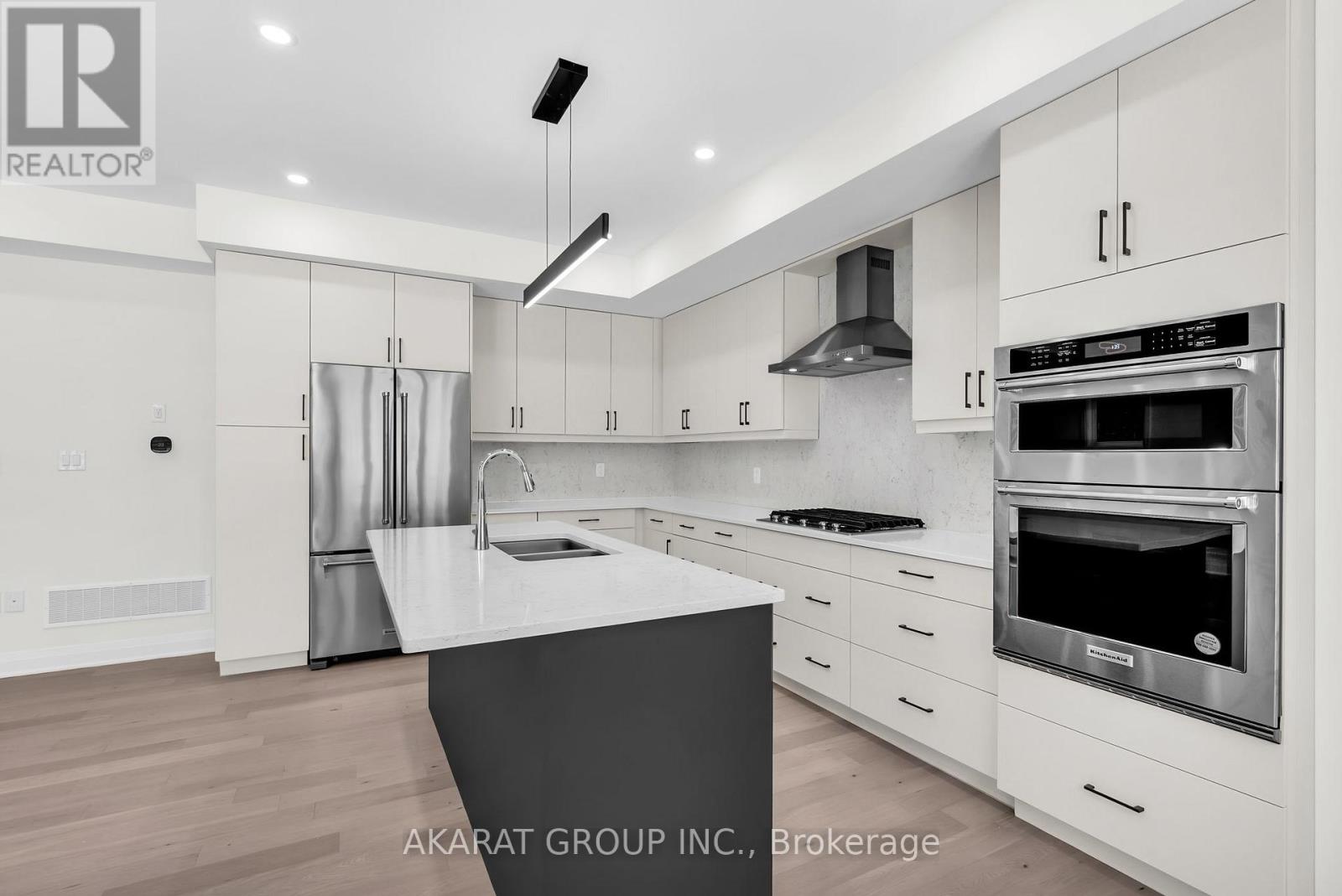 91 Bezel Lane, Oakville, Ontario  L6M 5S6 - Photo 12 - W12448199