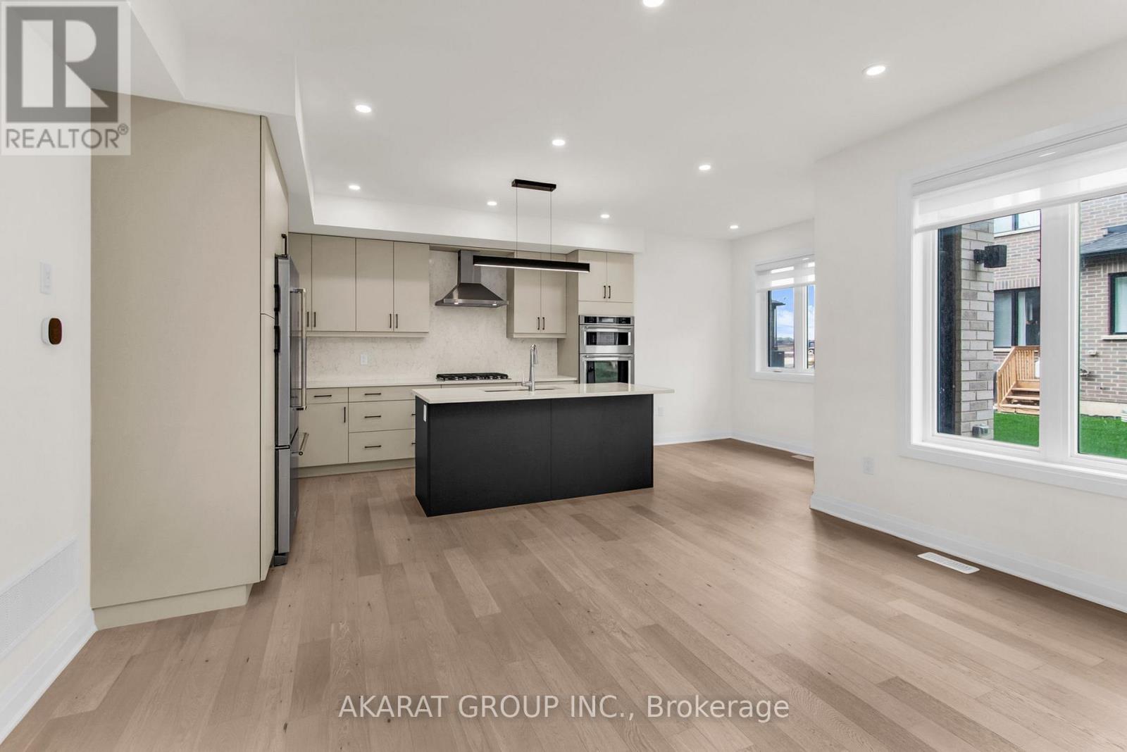 91 Bezel Lane, Oakville, Ontario  L6M 5S6 - Photo 10 - W12448199