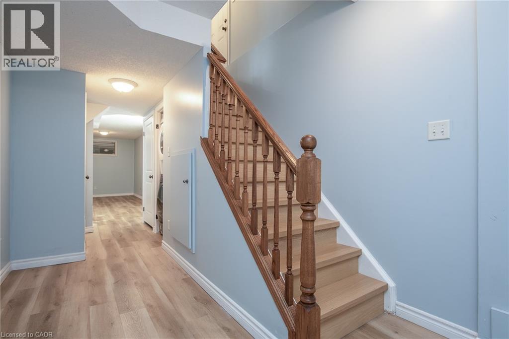 2 Valebrook Street, Kitchener, Ontario  N2A 0A2 - Photo 24 - 40769066