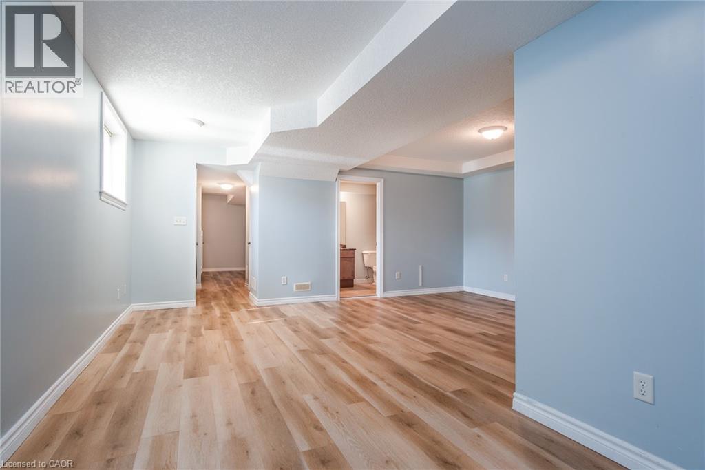 2 Valebrook Street, Kitchener, Ontario  N2A 0A2 - Photo 25 - 40769066