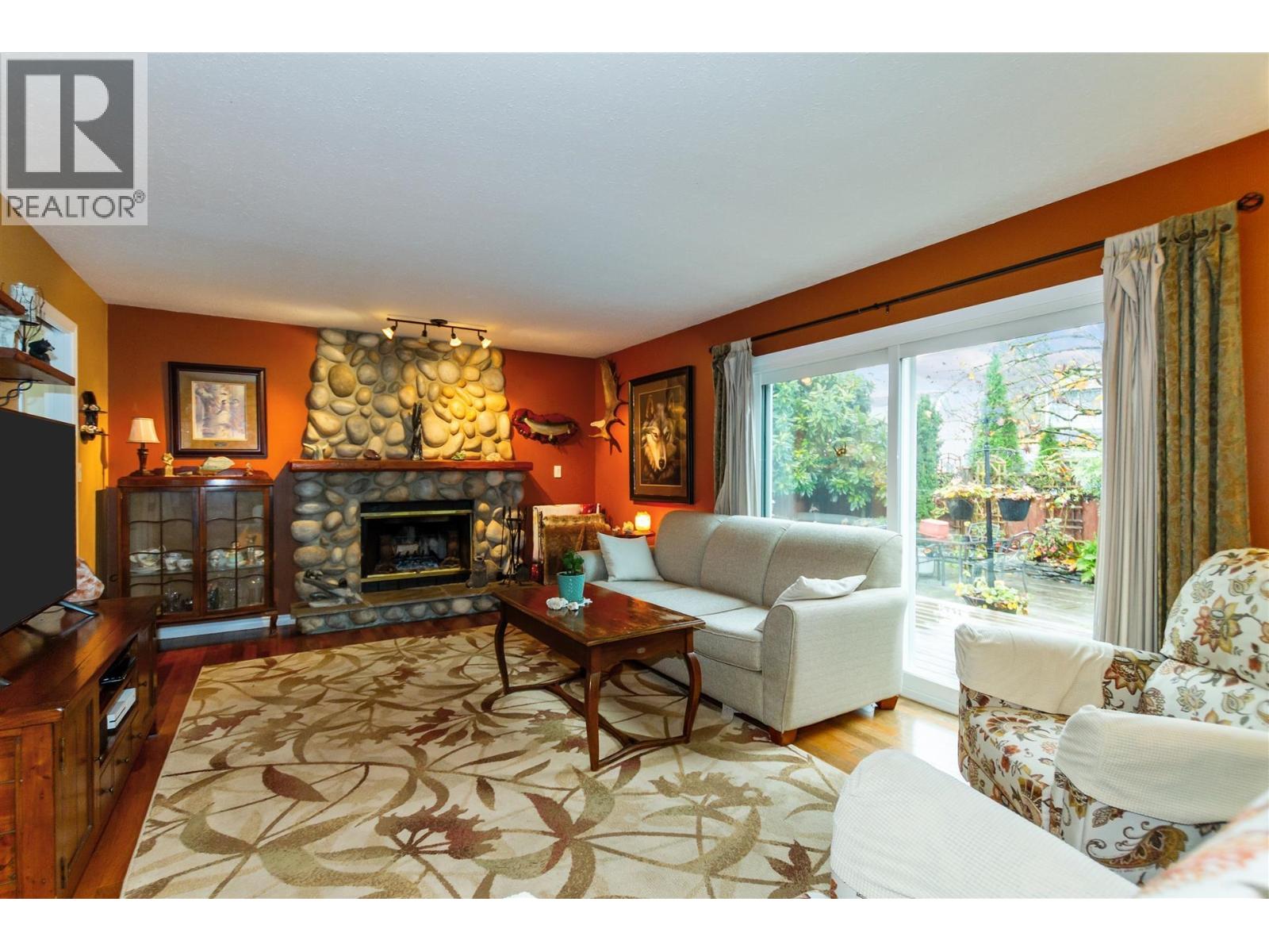 12193 Lindsay Place, Maple Ridge, British Columbia V2X 9S3 - Photo 9 - R3067716