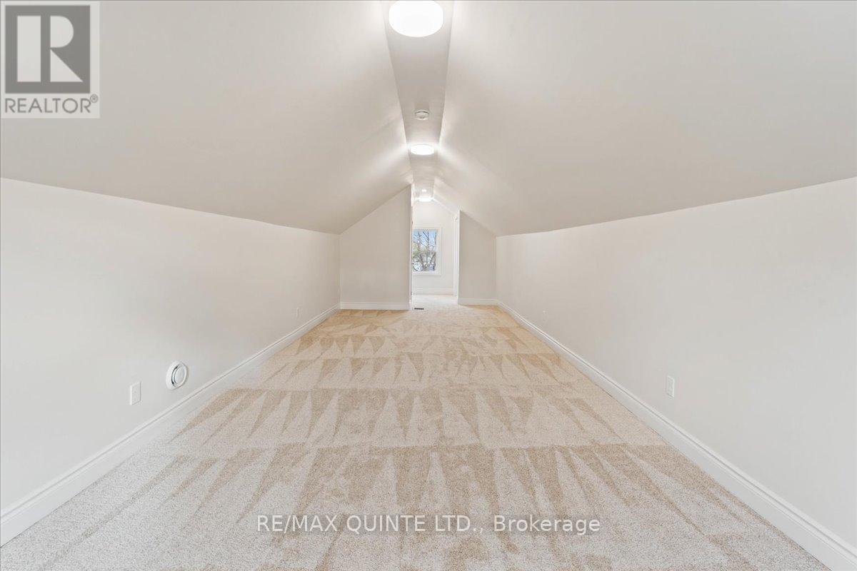 27 Purdy Street, Belleville, Ontario  K8P 1Y8 - Photo 31 - X12555446