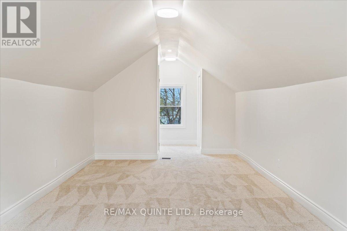 27 Purdy Street, Belleville, Ontario  K8P 1Y8 - Photo 34 - X12555446