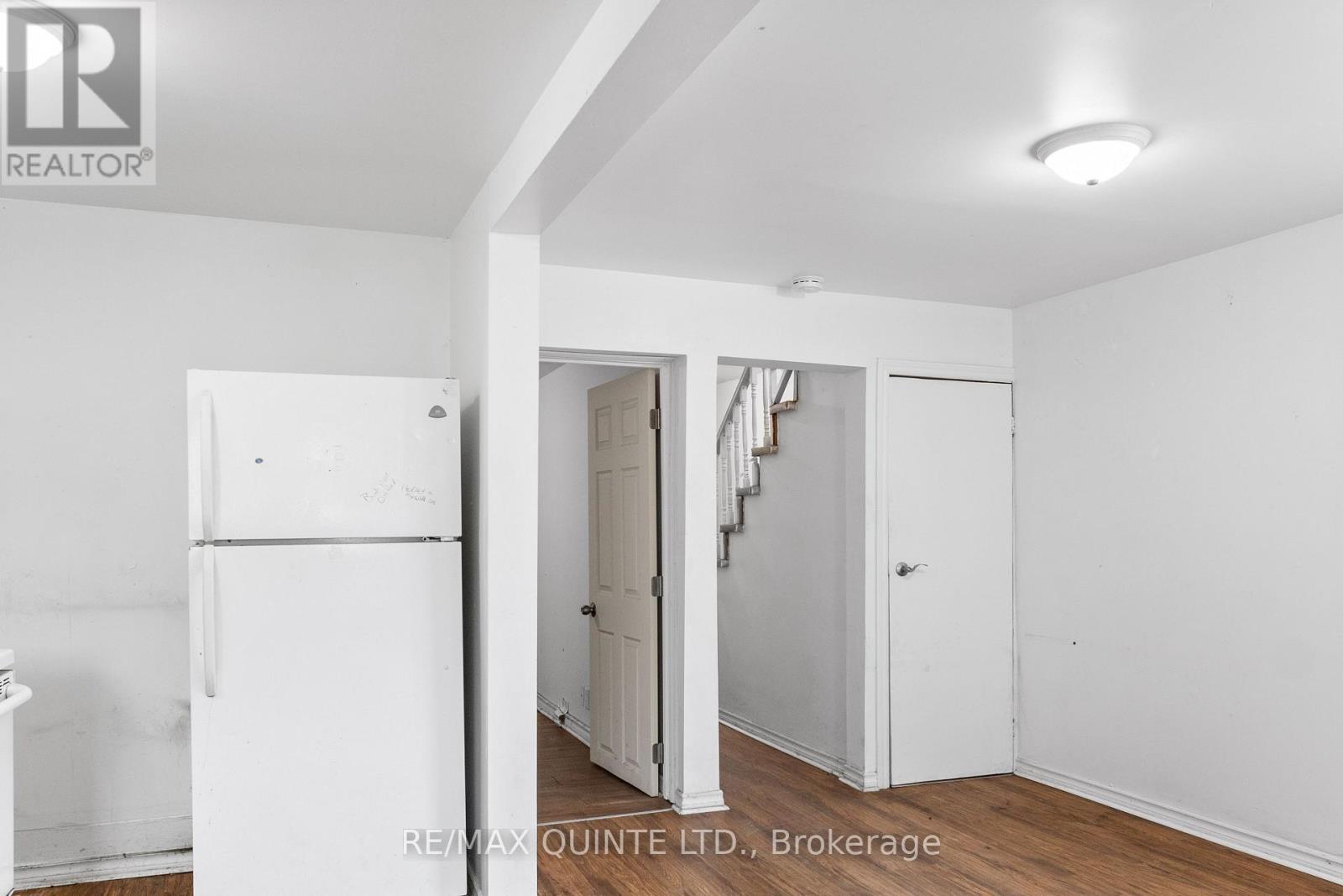 79 South Church Street, Belleville, Ontario  K8V 3B7 - Photo 15 - X12555454