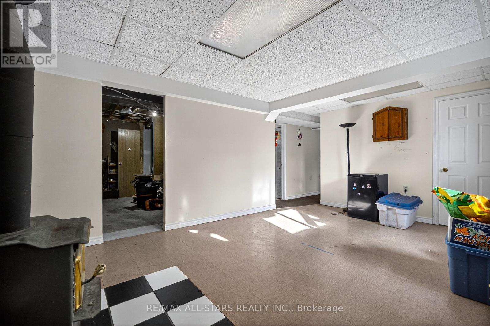 150 King Street W, Kawartha Lakes, Ontario K0L 2W0 - Photo 22 - X12555510