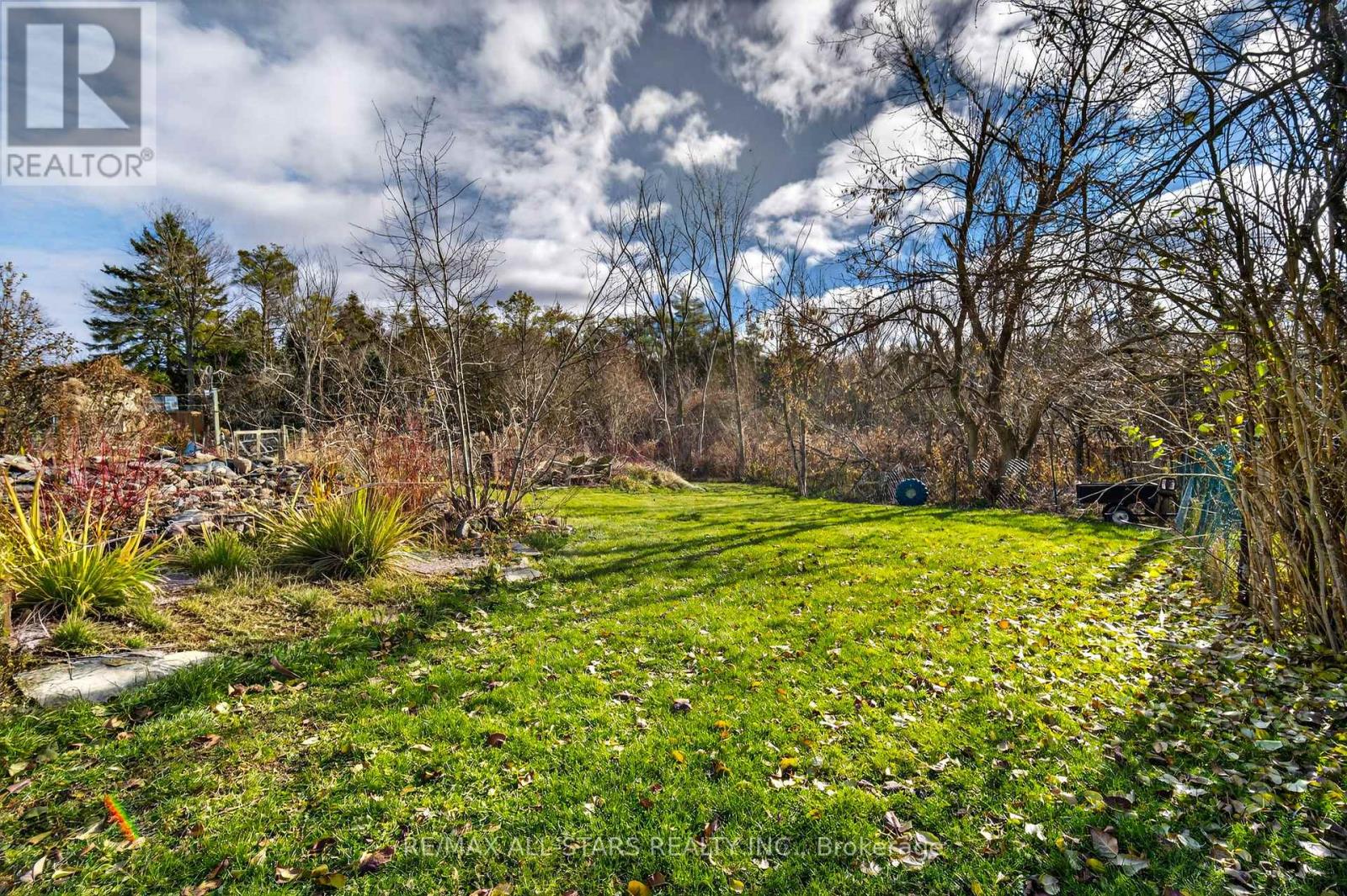 150 King Street W, Kawartha Lakes, Ontario K0L 2W0 - Photo 26 - X12555510