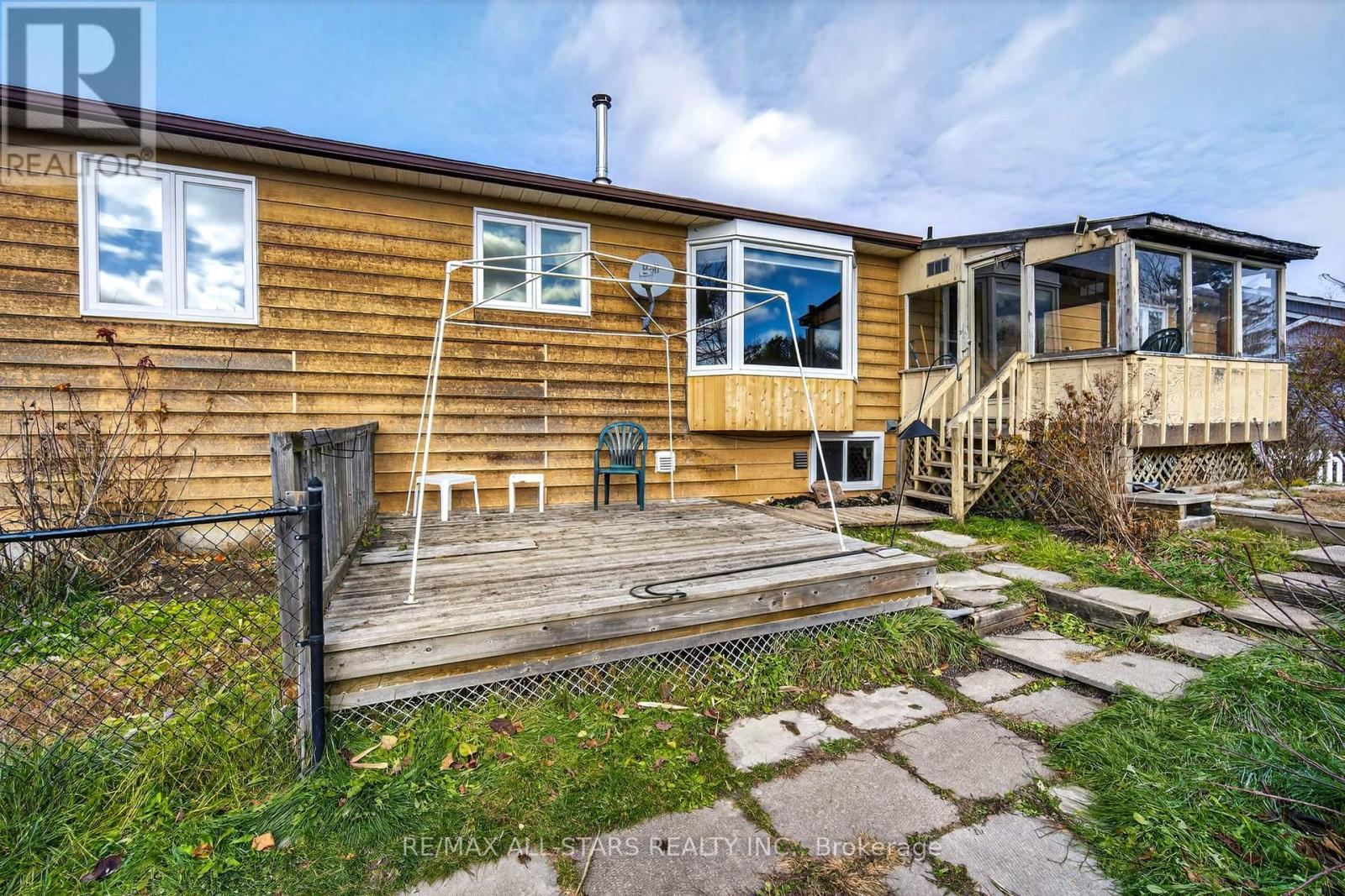 150 King Street W, Kawartha Lakes, Ontario K0L 2W0 - Photo 30 - X12555510