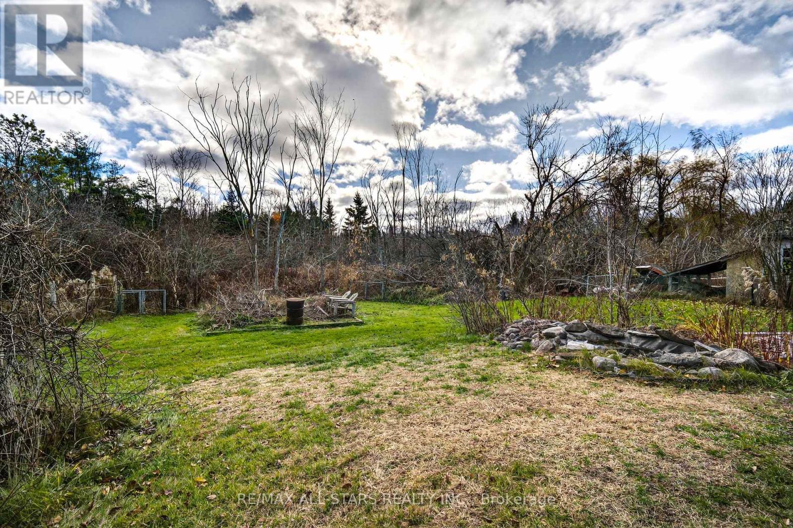 150 King Street W, Kawartha Lakes, Ontario K0L 2W0 - Photo 4 - X12555510