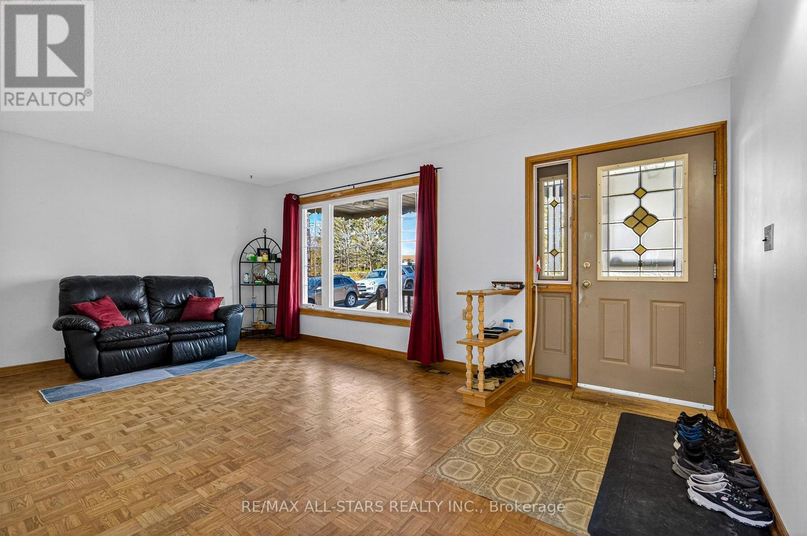 150 King Street W, Kawartha Lakes, Ontario K0L 2W0 - Photo 5 - X12555510