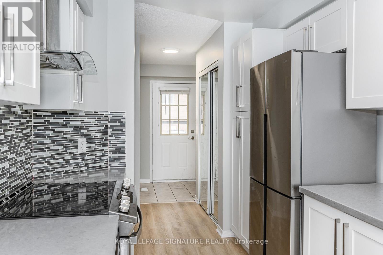 71 - 190 Forum Drive, Mississauga, Ontario  L4Z 3Y2 - Photo 5 - W12555184