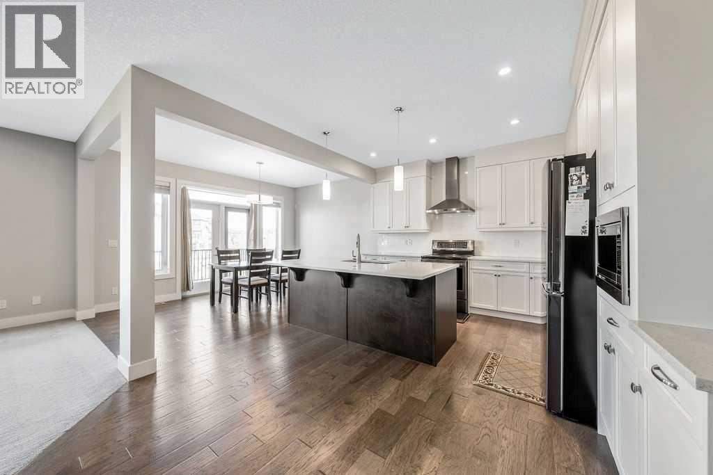 82 Panton View Nw, Calgary, Alberta  T3K 0X8 - Photo 4 - A2265740