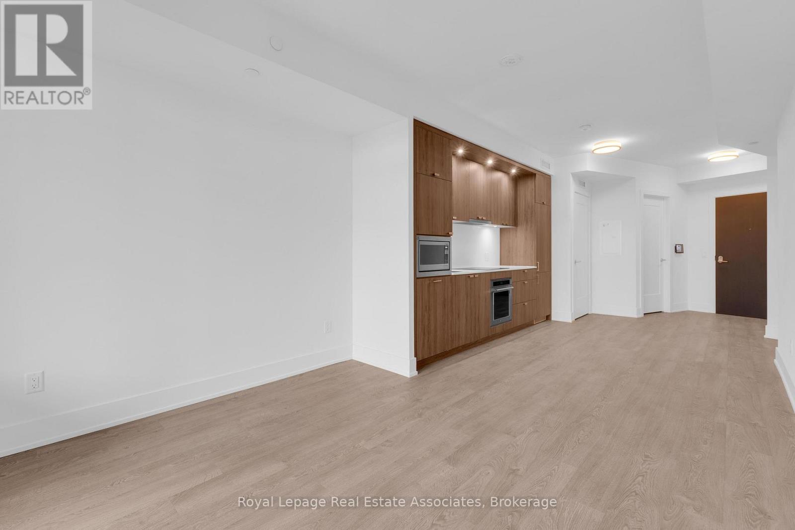 426 - 259 The Kingsway, Toronto, Ontario  M9A 0G2 - Photo 13 - W12555192