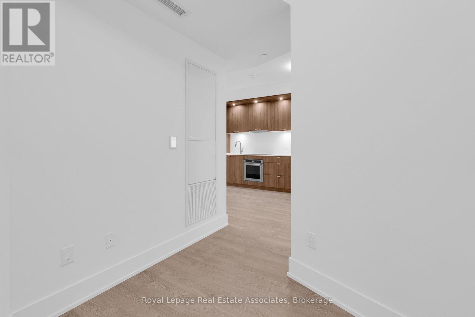 426 - 259 The Kingsway, Toronto, Ontario  M9A 0G2 - Photo 9 - W12555192