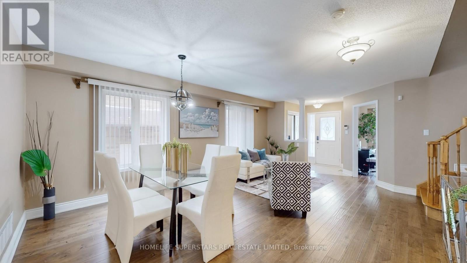 30 Hopecrest Place, Brampton, Ontario  L6R 2T8 - Photo 6 - W12555202