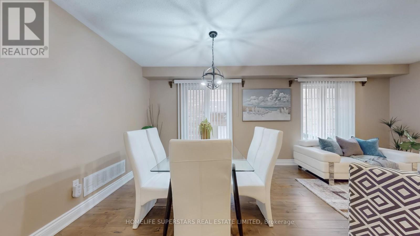 30 Hopecrest Place, Brampton, Ontario  L6R 2T8 - Photo 7 - W12555202