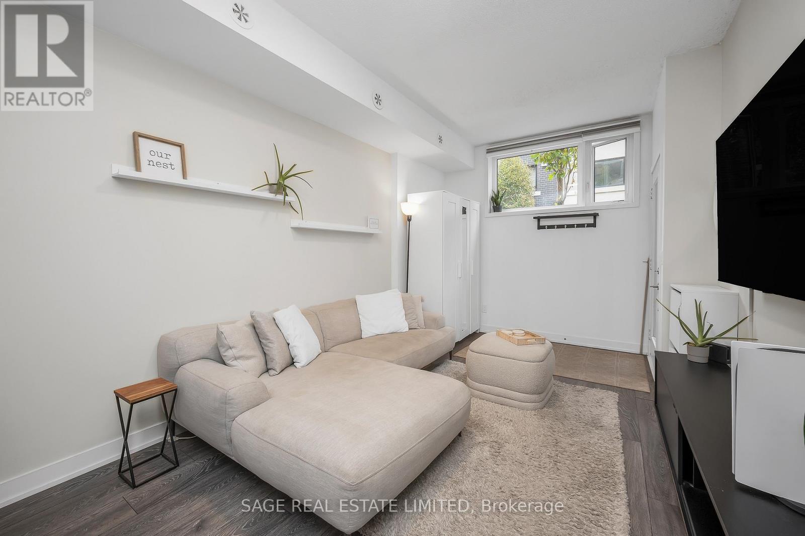 201 - 1137 Cooke Boulevard, Burlington, Ontario  L7T 0C3 - Photo 12 - W12555220