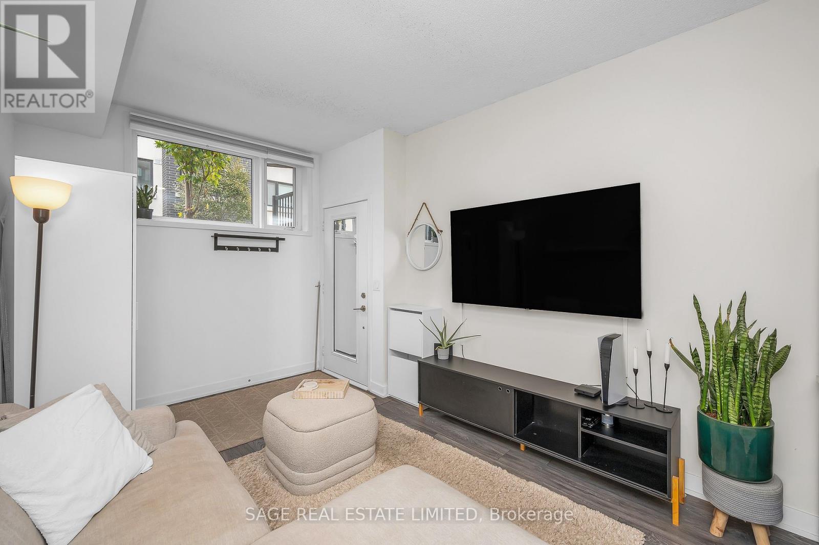 201 - 1137 Cooke Boulevard, Burlington, Ontario  L7T 0C3 - Photo 13 - W12555220