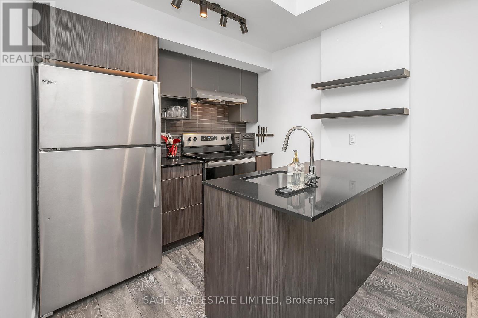 201 - 1137 Cooke Boulevard, Burlington, Ontario  L7T 0C3 - Photo 16 - W12555220