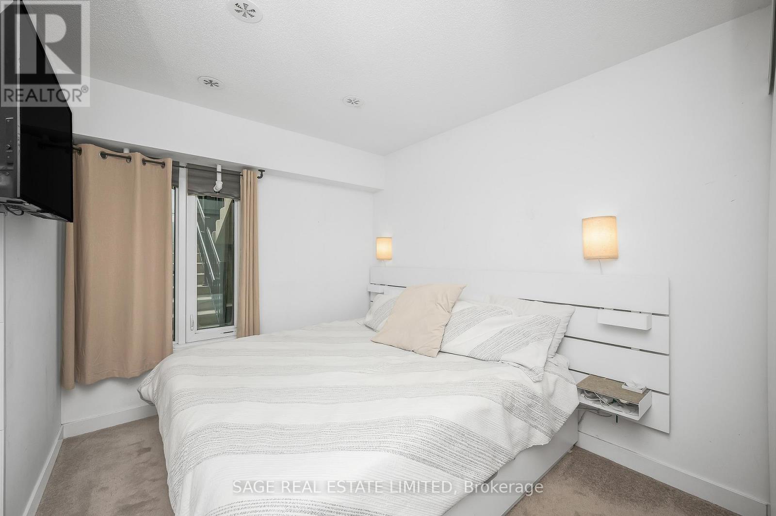 201 - 1137 Cooke Boulevard, Burlington, Ontario  L7T 0C3 - Photo 21 - W12555220