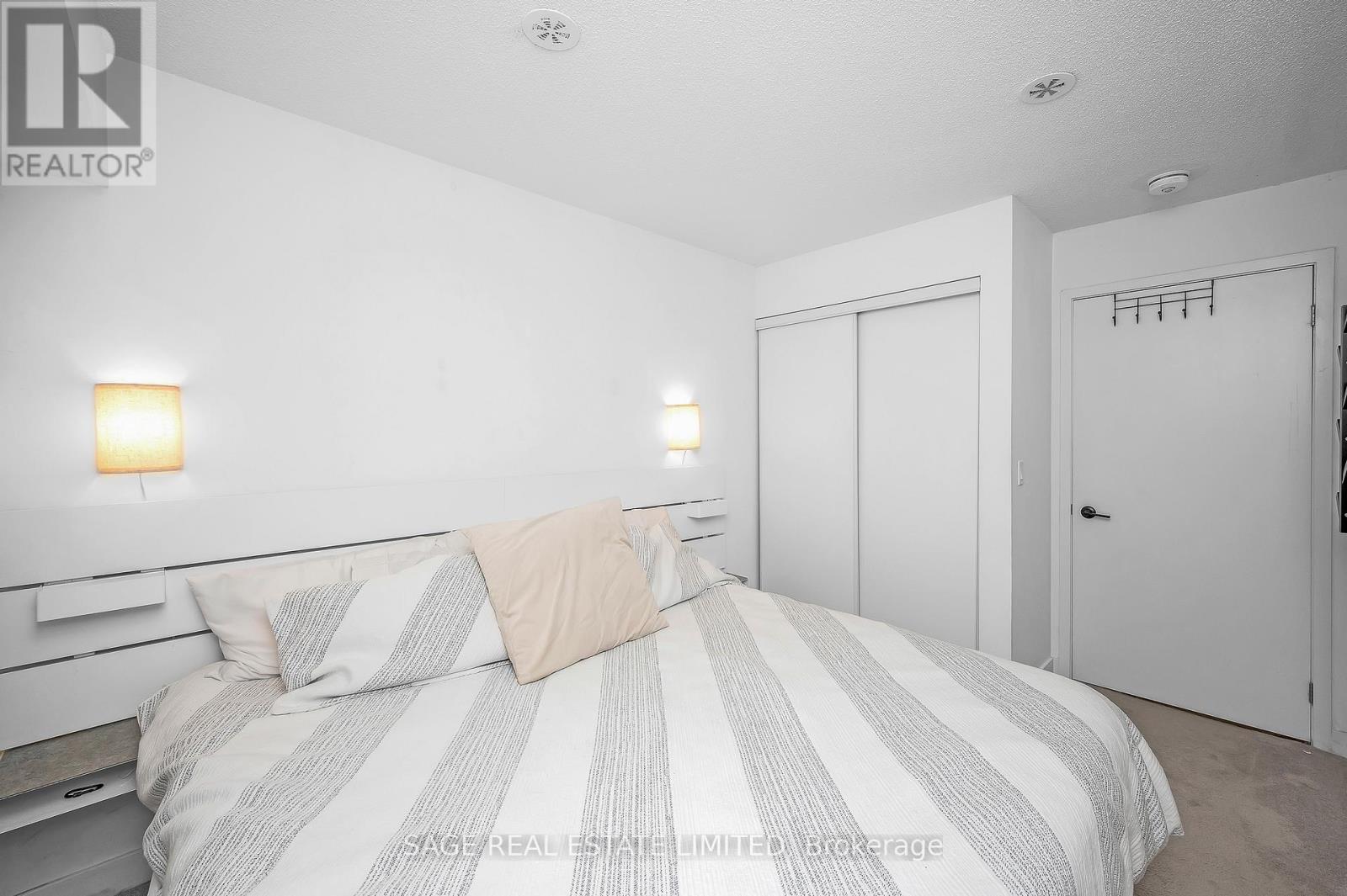 201 - 1137 Cooke Boulevard, Burlington, Ontario  L7T 0C3 - Photo 22 - W12555220