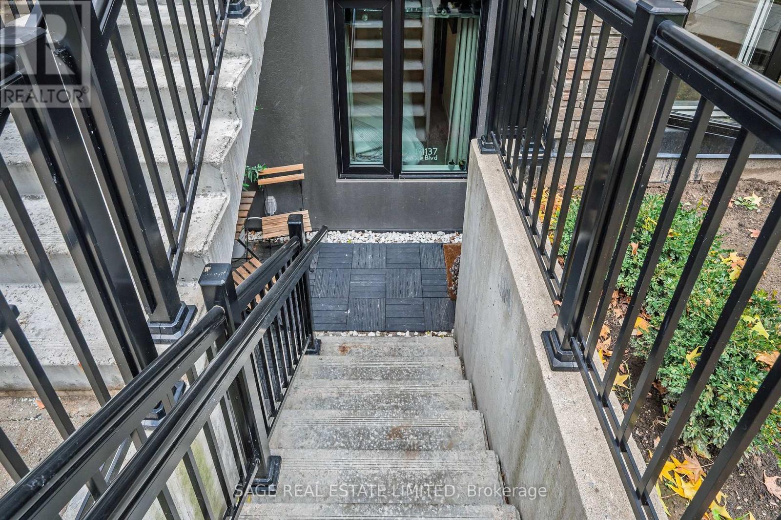 201 - 1137 Cooke Boulevard, Burlington, Ontario  L7T 0C3 - Photo 7 - W12555220