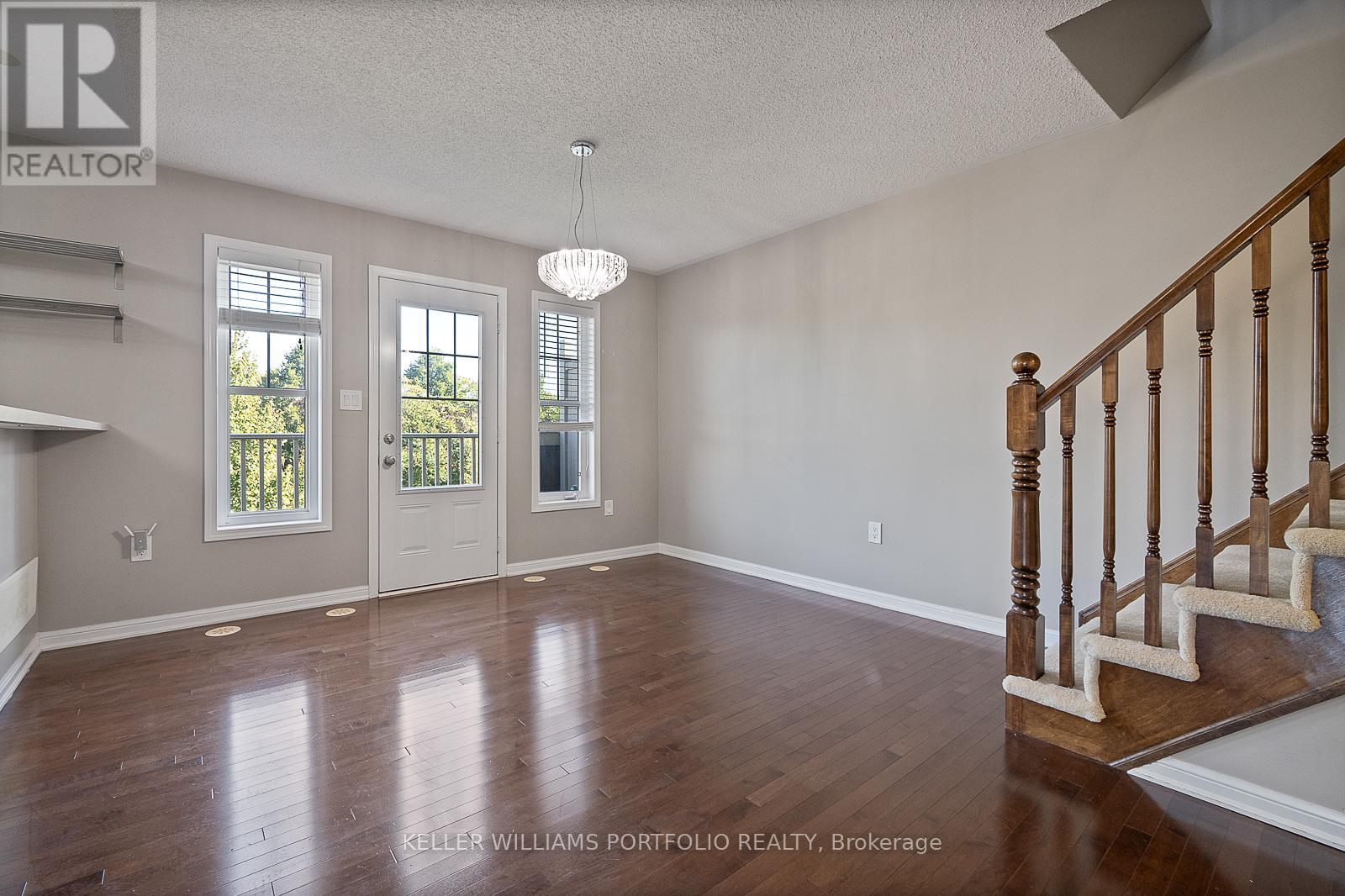 66 Gleave Terrace, Milton, Ontario  L9T 7B7 - Photo 16 - W12555284