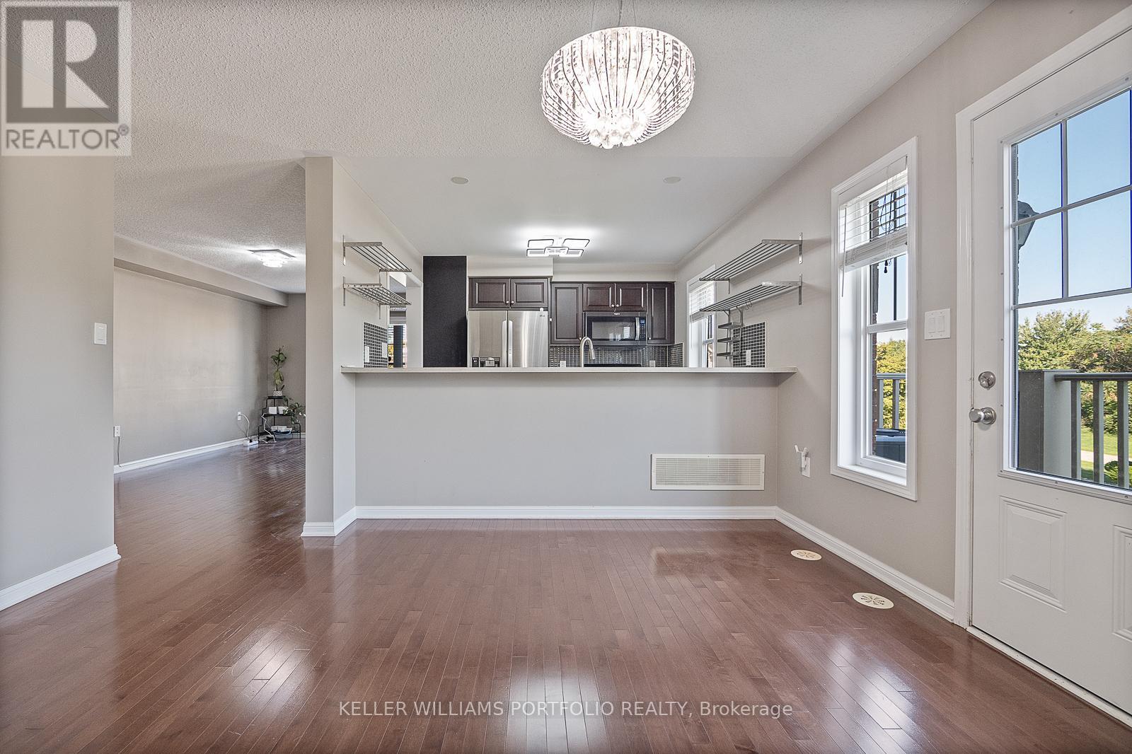 66 Gleave Terrace, Milton, Ontario  L9T 7B7 - Photo 18 - W12555284