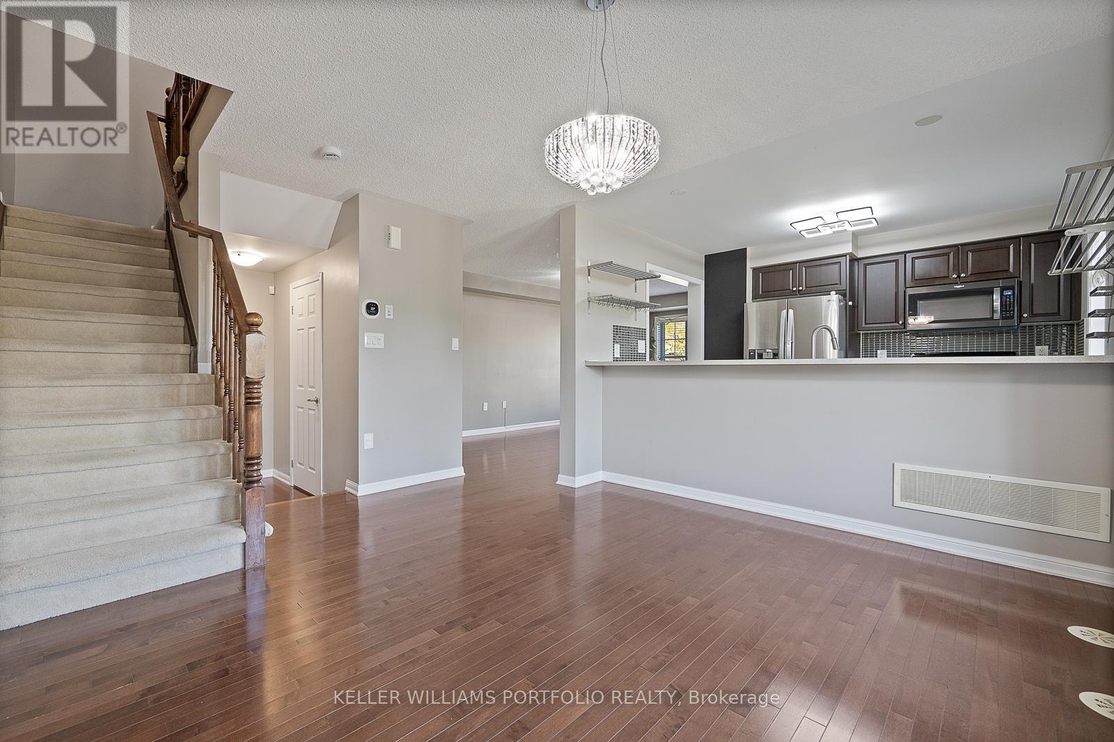 66 Gleave Terrace, Milton, Ontario  L9T 7B7 - Photo 19 - W12555284