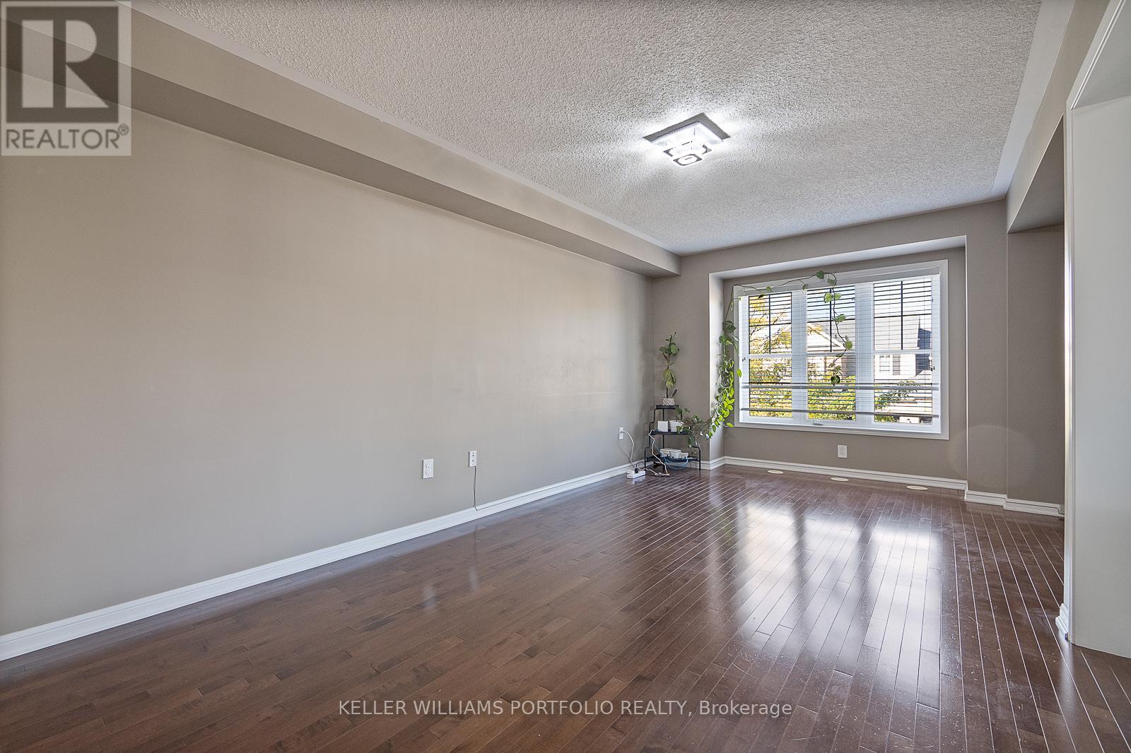 66 Gleave Terrace, Milton, Ontario  L9T 7B7 - Photo 21 - W12555284