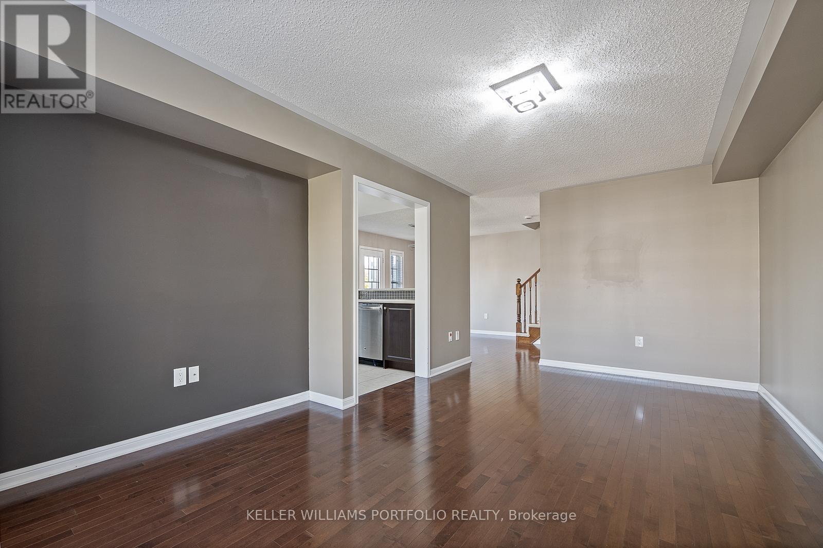 66 Gleave Terrace, Milton, Ontario  L9T 7B7 - Photo 23 - W12555284