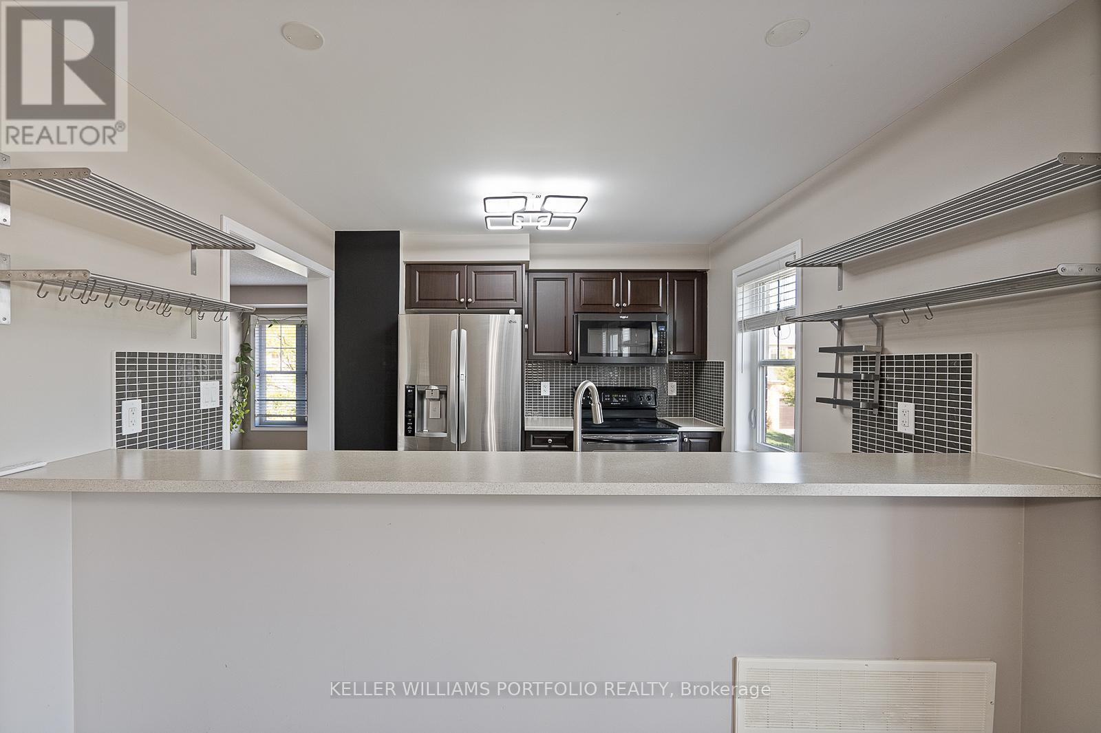 66 Gleave Terrace, Milton, Ontario  L9T 7B7 - Photo 26 - W12555284