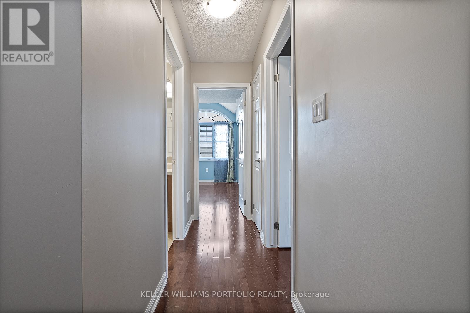 66 Gleave Terrace, Milton, Ontario  L9T 7B7 - Photo 33 - W12555284