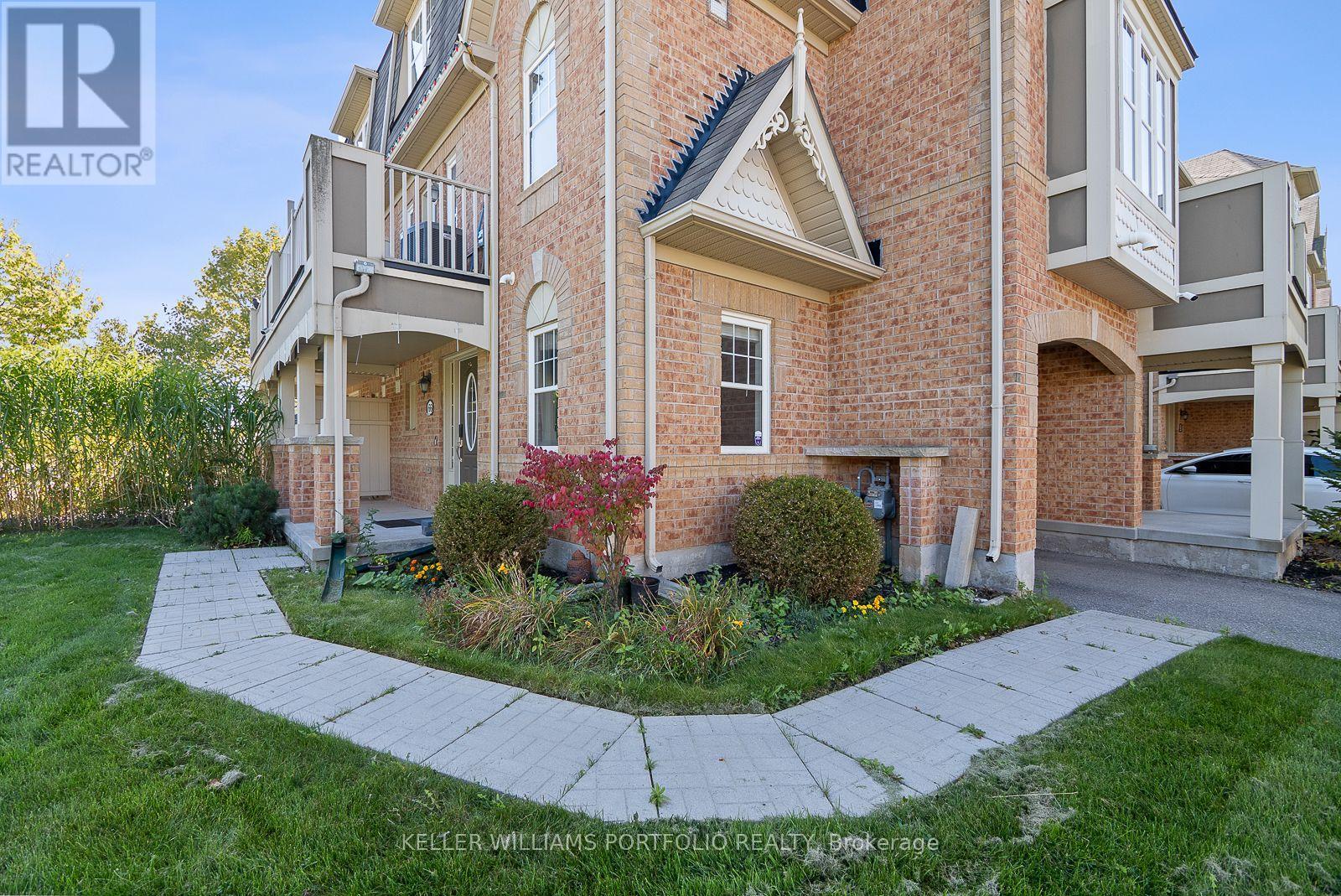 66 Gleave Terrace, Milton, Ontario  L9T 7B7 - Photo 5 - W12555284